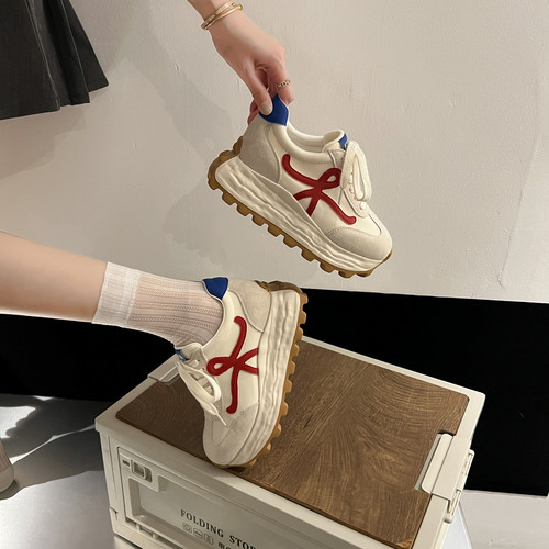 隐形增高7CM~夏季德训鞋女不累脚