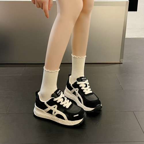 巨好看内增高德训鞋女2026秋季新款黑色小个子厚底休闲运动老爹鞋