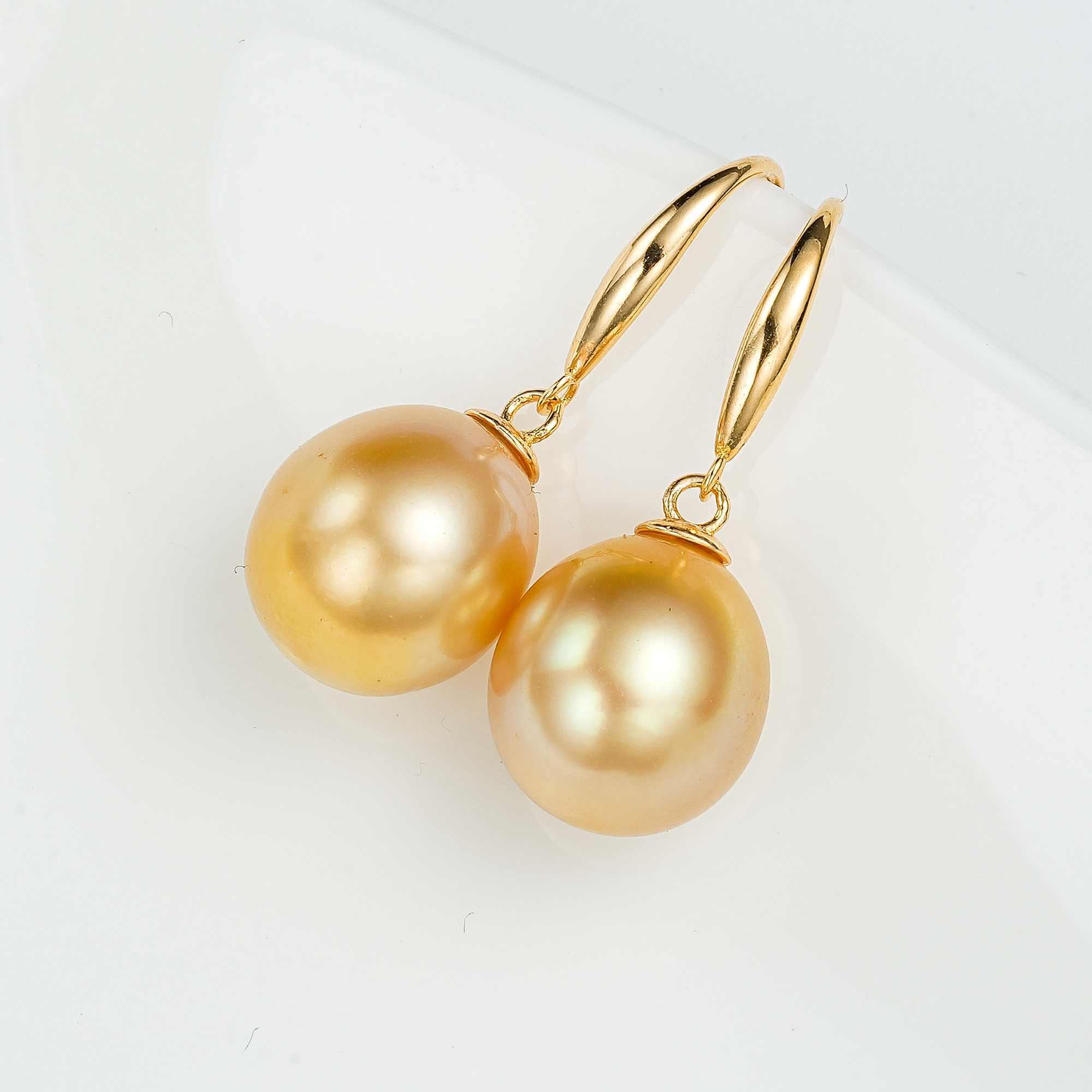 红桥市场 红桥珍珠 海水南洋金珠水滴形珍珠耳钩耳饰S925