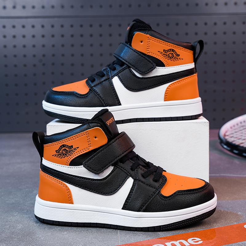 小黄鸭男童鞋中高帮2024新款皮面防水运动鞋秋季儿童网面休闲板鞋