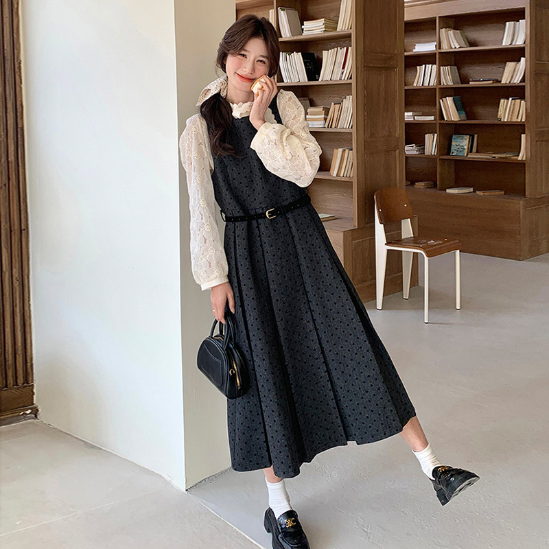 法式高级感灰色波点连衣裙套装女2026春新款蕾丝衬衫背心裙两件套