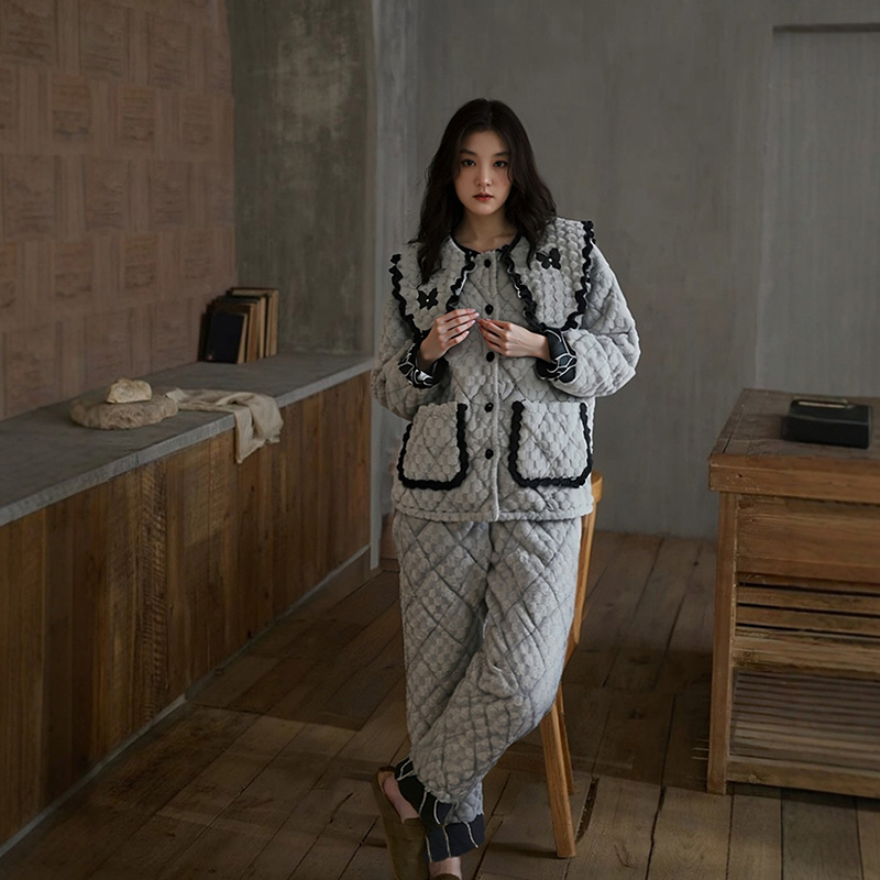 秋冬款珊瑚绒夹棉睡衣女冬季保暖