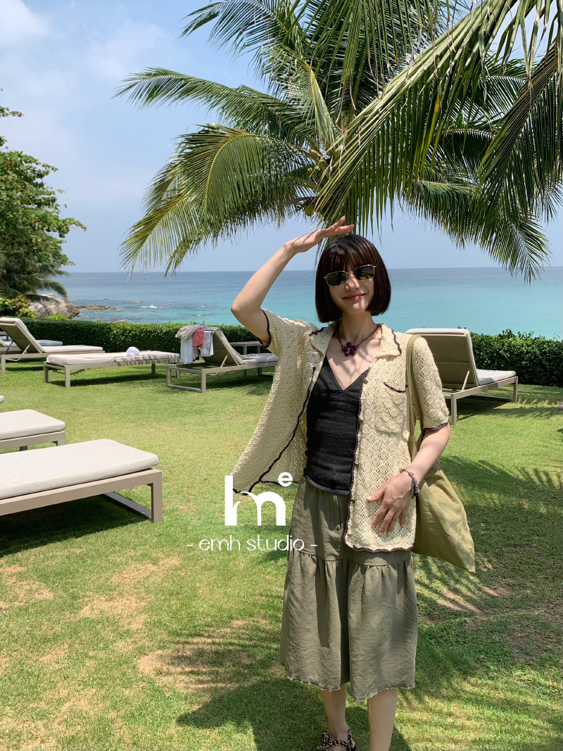EMH ISLAND HOLIDAYS VINTAGE THREE-DIMENSIONAL CROCHET CUT-OUT WEAVE CONTRASTING POLO NECK KNITTED CARDIGAN SUN PROTECTION BLOUSE