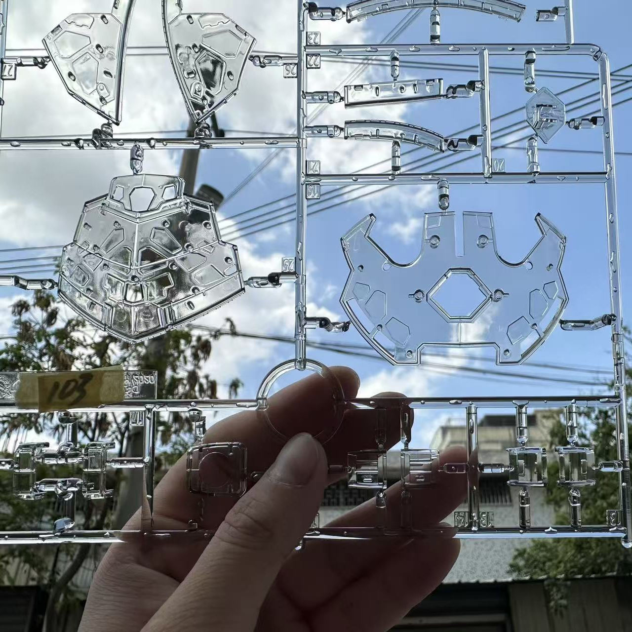 异星电镀 RG1/144 彩透吉翁号 拼装模型 电镀版