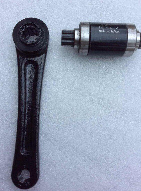 台湾进口动感单车花键曲柄岱宇SS700单车曲柄梅花曲柄 锯齿圆孔柄