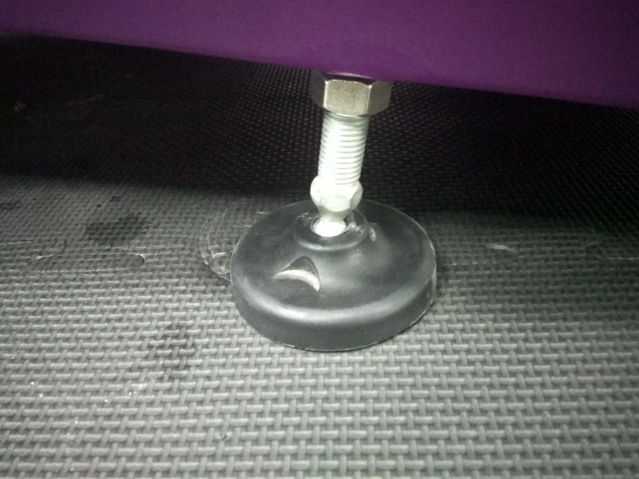 宝德龙跑步机脚垫宝德龙7600跑步机脚BODYSTRONG健身房跑步机脚垫