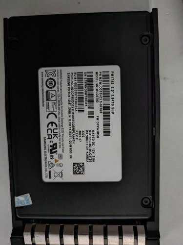【议价】三星pm1743 3.84t企业级U2硬盘PCIe5.0高速读写二手拆机