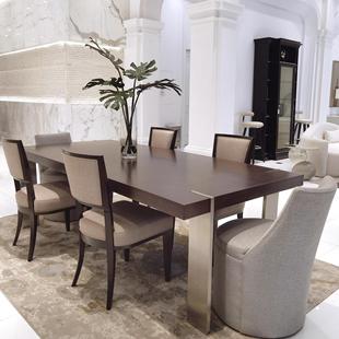 美式轻奢餐桌现代简约家用美克同款长方形实木金属脚餐桌美家定制