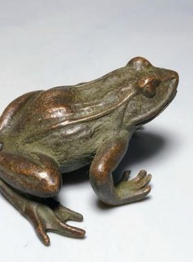 古玩铜器收藏实心青蛙摆件呱呱来财复古包浆铜把件茶宠桌面装饰