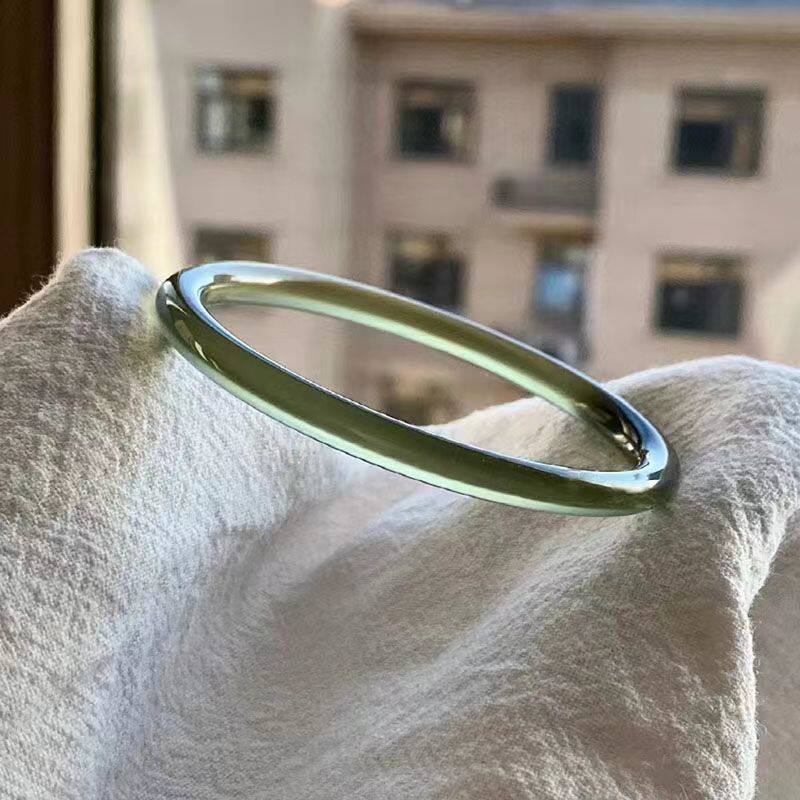 马料玛瑙玉髓橄榄绿苦茶色女款玉石手镯简约百搭细圆条玉镯送女友