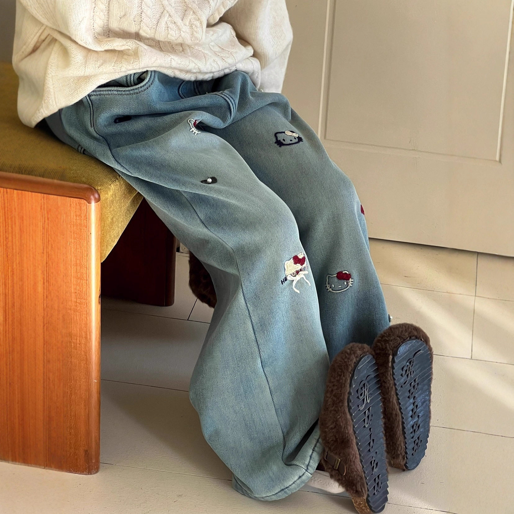 小红鱼女童加绒牛仔裤秋冬款2025新款亲子装儿童裤子一体绒直筒裤