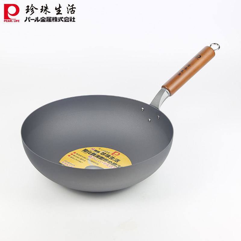 新款珍珠生活窒化铁锅日本原装进口炒锅30cm家用平底炒菜锅光滑面