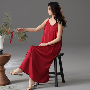 高级感睡裙女士夏季带胸垫仿真丝绸缎面红色性感冰丝睡衣吊带裙子