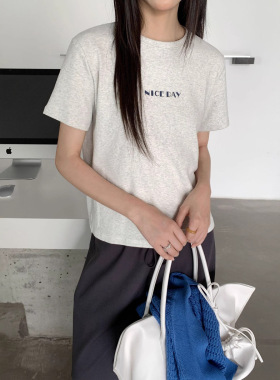 6UP早秋韩系极简字母棉T恤短袖广州13行新款多色百搭上衣女50098