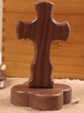 实木摆件十字架结婚礼物木质桌摆