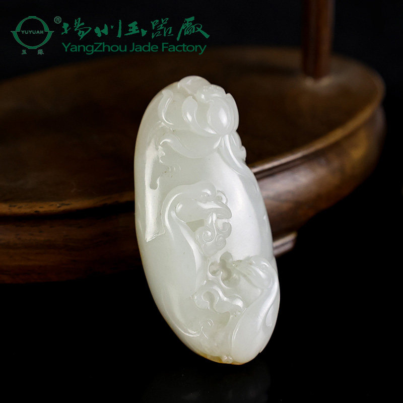 玉缘青海白玉生肖牛吊坠