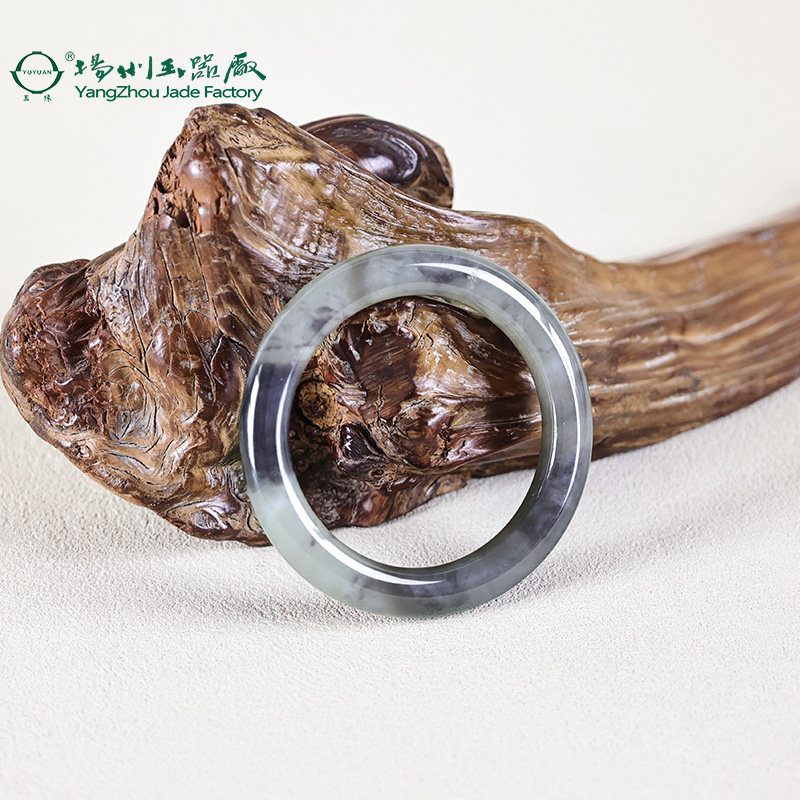 玉缘和田玉青花籽手镯女款圆条玉镯子新疆结构少颜色好油性佳