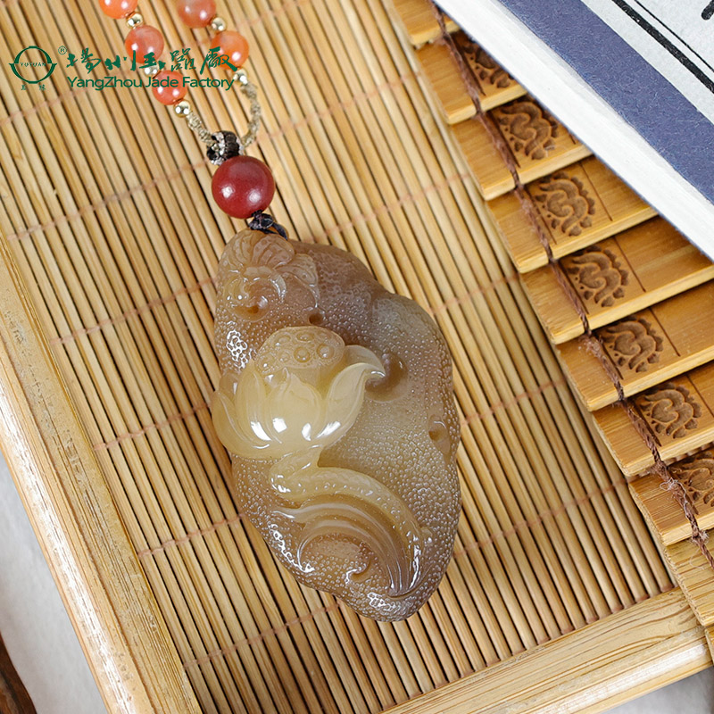 玉缘天然和田玉新疆白玉且末糖料一品清廉挂件吊坠油润细腻品质佳