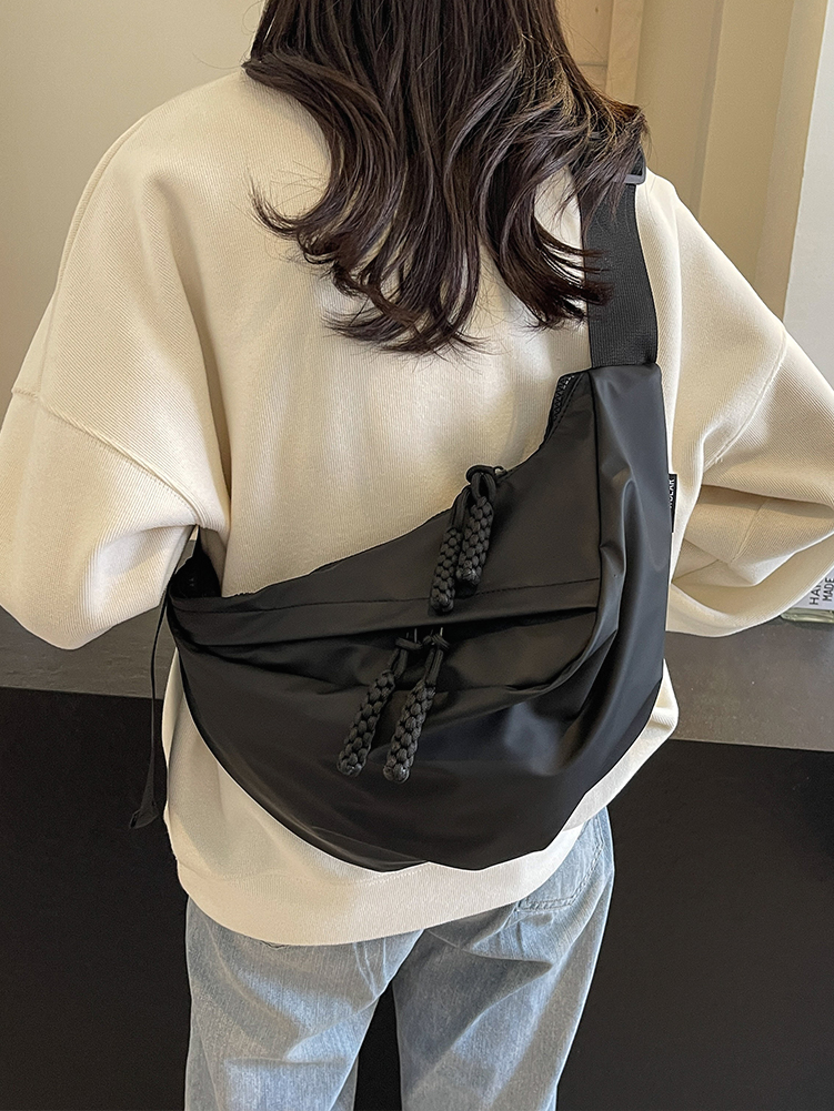 伊梵络日系休闲包包女大容量