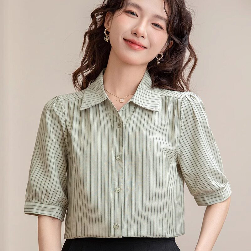 法式绿色短袖条纹衬衫女夏季2025新款休闲通勤职业装面试穿搭上衣