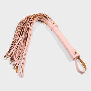 新品皮鞭子粉色流苏鞭子好看的皮鞭pu材质黑色鞭子短款舞蹈表演用