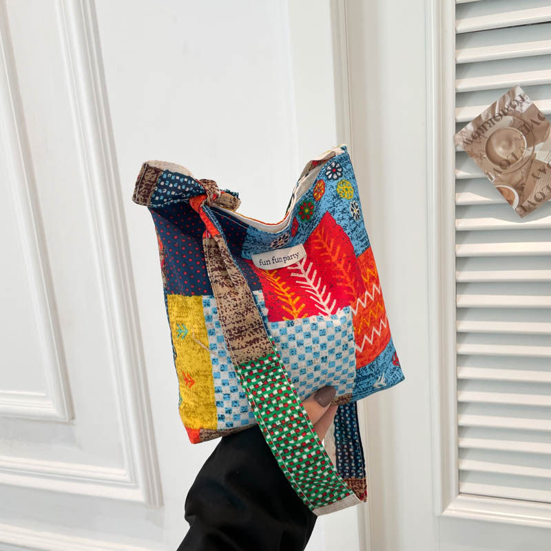 春夏款清新碎花斜挎手机包韩系ins洋气民族风布包薄棉轻便小包包