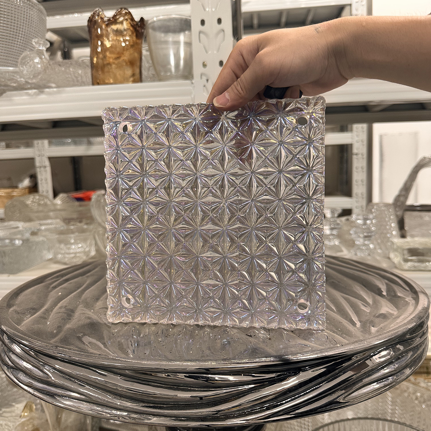 超白水晶挂片玻璃砖水晶砖炫彩单面钻石纹薄片挂片商业区隔断屏风