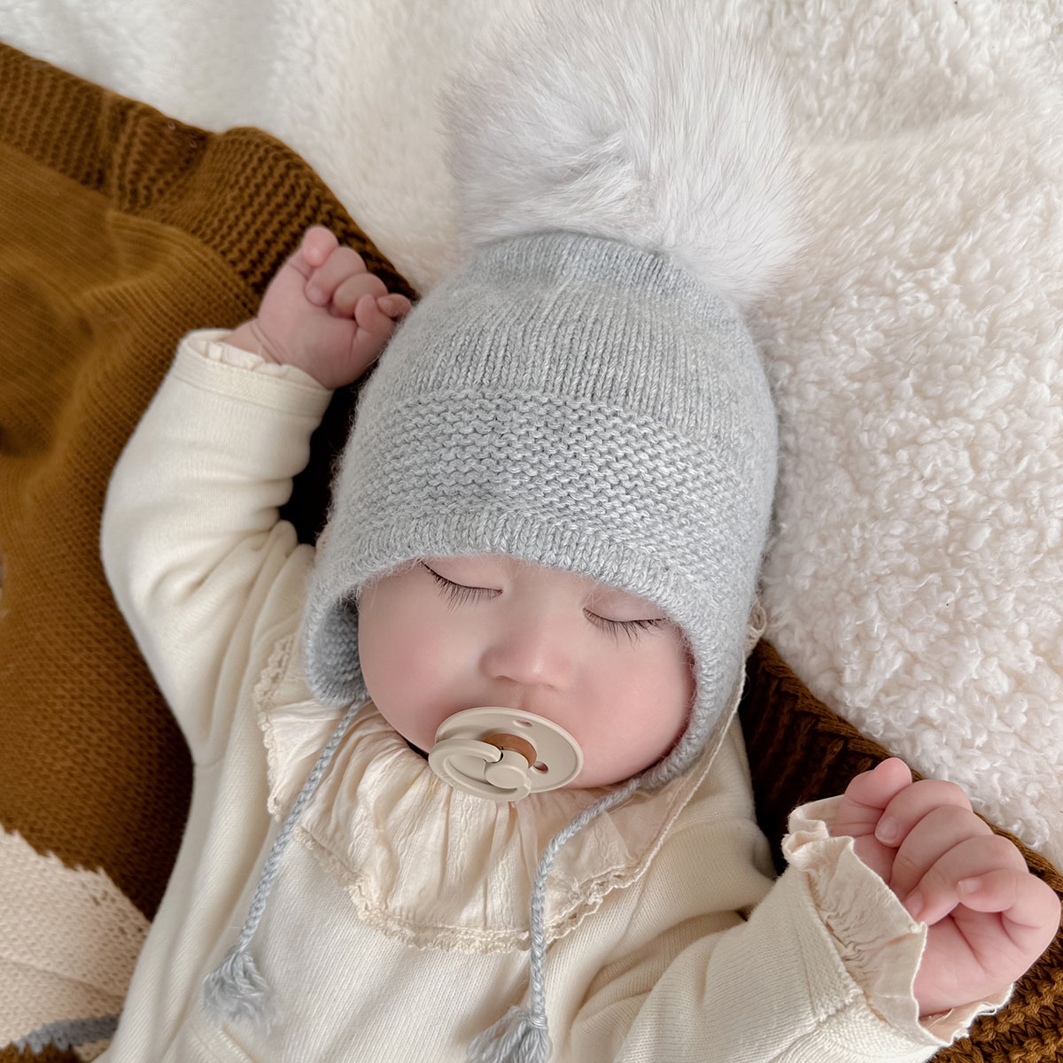 大毛球貂绒保暖毛线护耳帽秋冬季