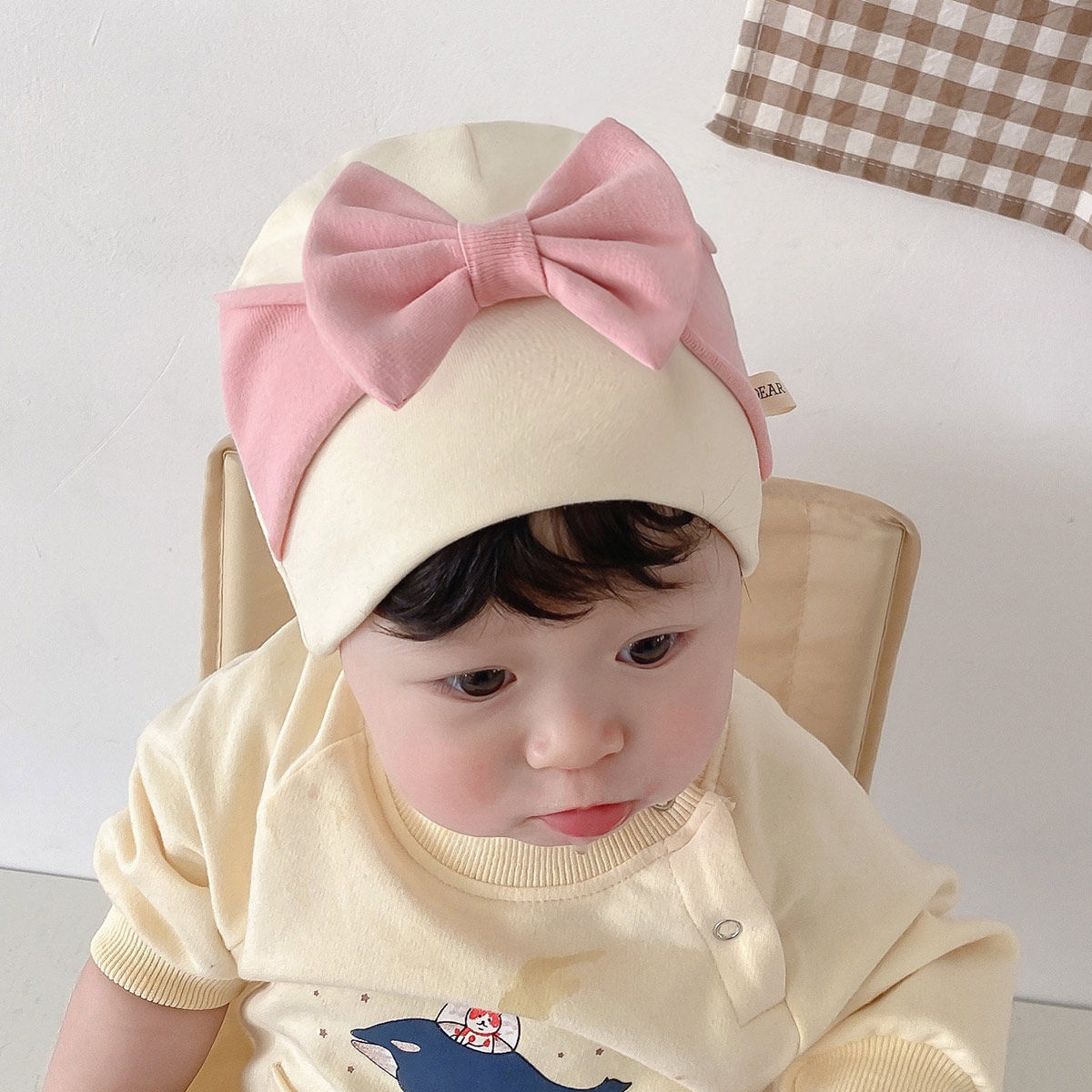 可爱蝴蝶结羊绒棉加厚婴儿帽子冬