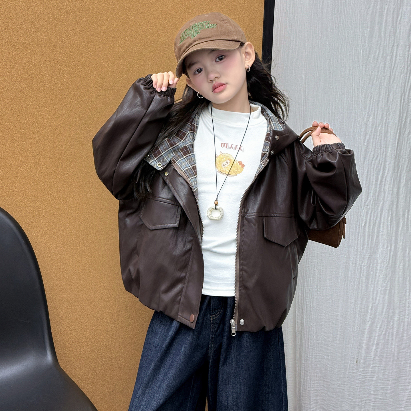 女童加绒外套加厚连帽皮夹克