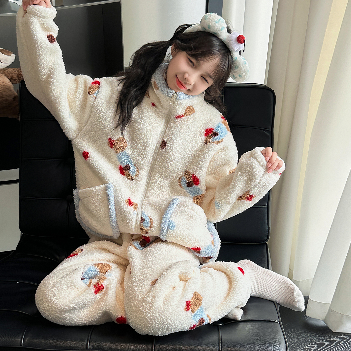 女童睡衣珊瑚绒法兰绒家居服套装