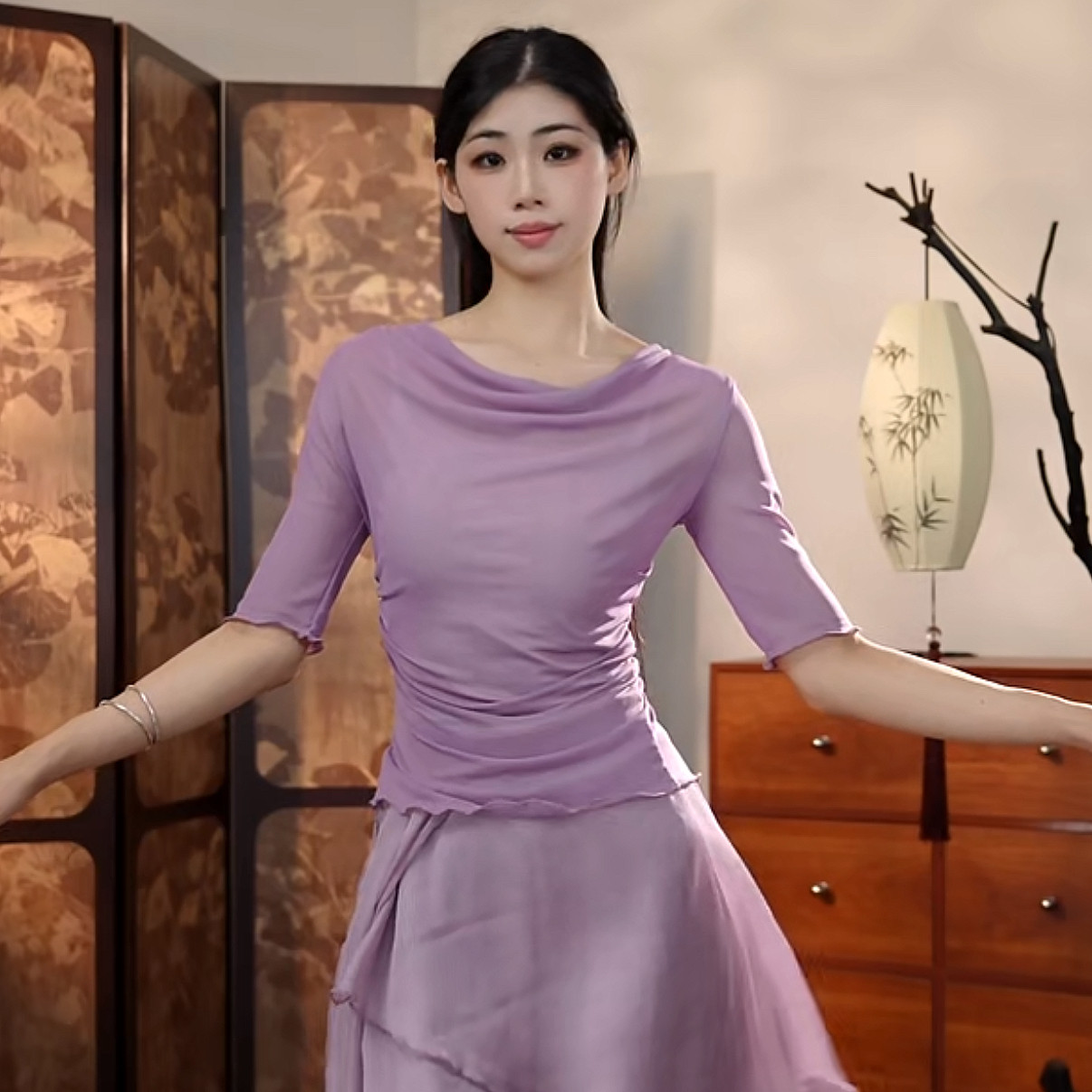 40D水纱柔软扭麻花练功服上衣女运动瑜伽，普拉提现代舞