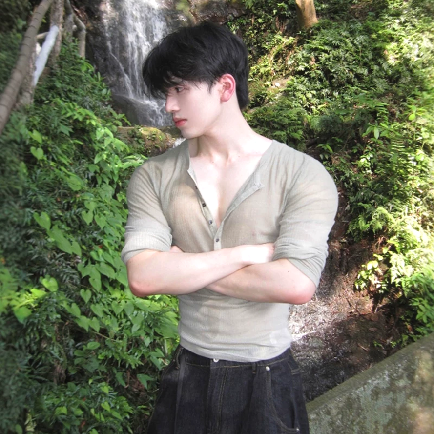 禁欲系网纱亨利衫肌肉男轻薄微透紧身长袖t恤半开扣圆领镂空罩衫,男装,T恤,淘宝优惠券,粉丝福利购,淘宝优惠卷