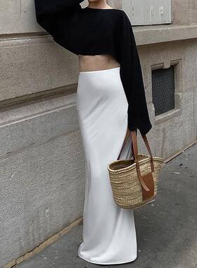 2025new French 轻熟白色宴会缎面修身鱼尾裙女temperament 垂感