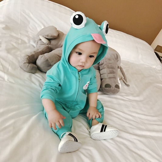 婴儿春秋潮纯棉0-3612个月外出服