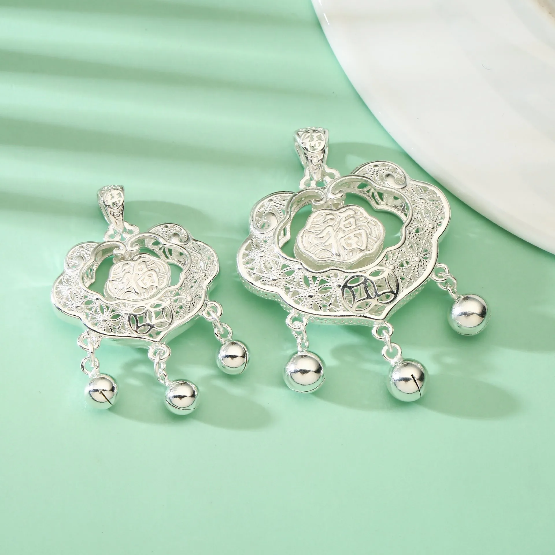 中国金铺足银9999灵动平安福吊坠女如意锁项链流苏纯银挂件送礼物