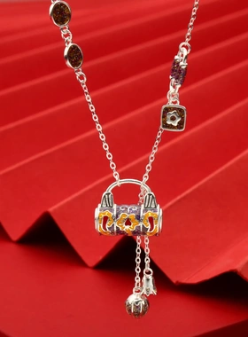 6832号足银990星光珐琅彩长命锁包包项链轻奢高级感锁骨链毛衣链