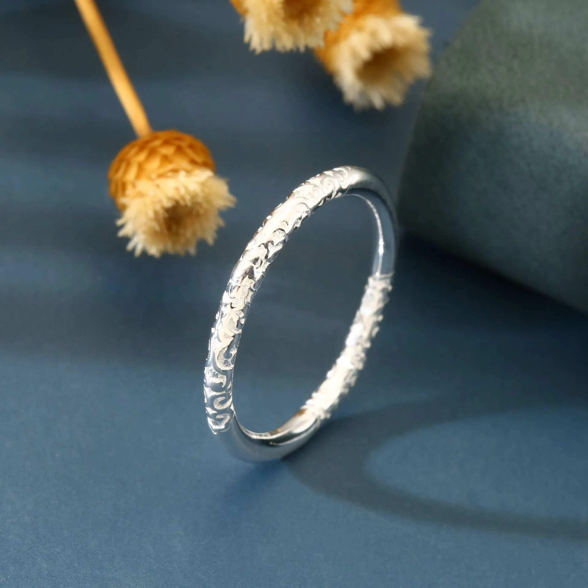 足银990闭口实心樱花戒指浮雕气质素圈实心百搭足银戒指直播爆款