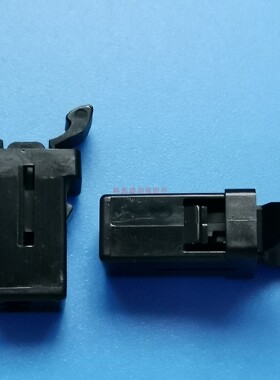 环保塑料黑色开关门扣DL-2(抗拉拔力达2公斤)开关箱/面板活动锁扣