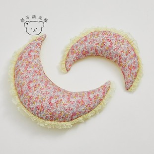 燕子萌宠屋韩国代购louisdog宠物猫狗经典花卉印花月亮抱枕枕头