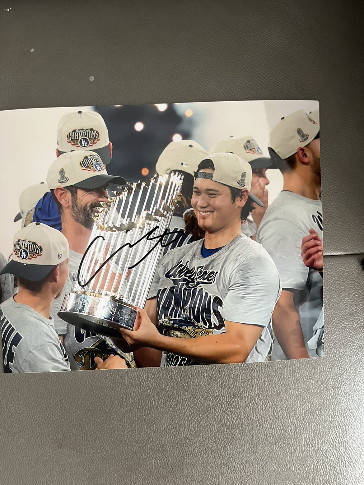 大谷翔平亲笔签名十寸大照片  棒球选手