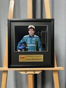 斯特罗尔亲笔签名十寸裱框大照片  F1车手 摆台挂墙装饰画收藏