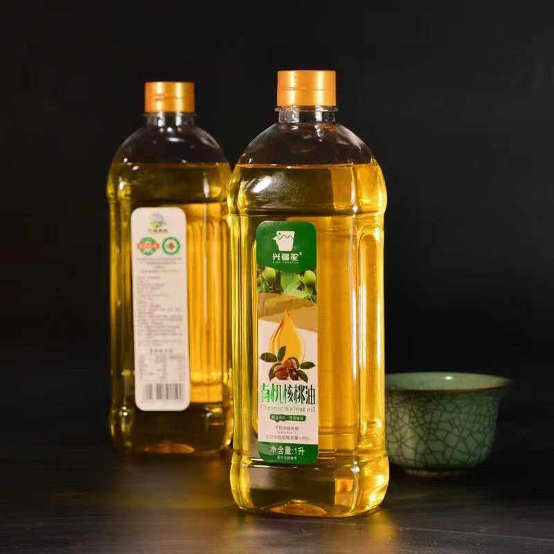 新疆核桃油压榨一级无添加食用油直接食用凉拌炒菜煲汤健康食用油