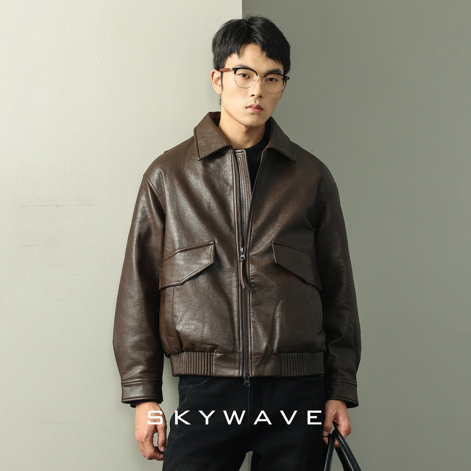 pu皮面料，机车风复古百搭，90鸭绒填充保暖