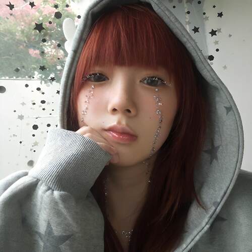 美女落泪！爆闪美甲迷你