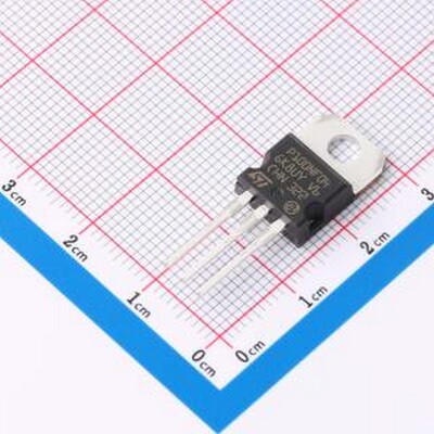STP100NF04 场效应管(MOSFET) 1个N沟道 耐压:40V 电流:120A TO-2