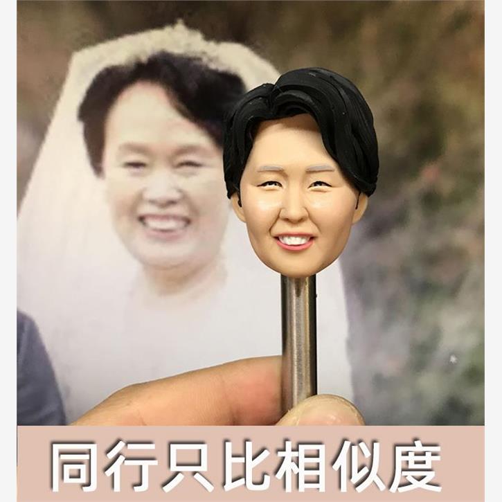 泥人真人定制粘土捏人像