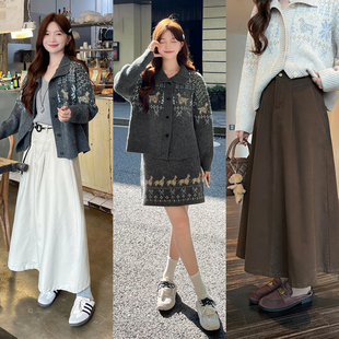 TAKIYAS SHOP 提花毛衣+短裙套装/伞裙