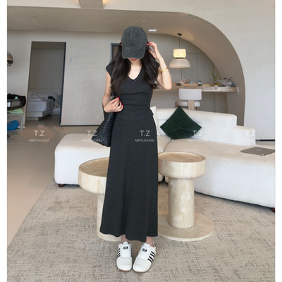 【婷子定制】~150小个子夏款温柔芭蕾风V领上衣+半身裙两件套E150