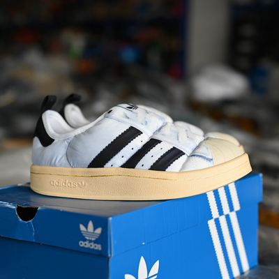 阿迪达斯三叶草PUFFYLETTE板鞋